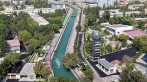 Шавкат Мирзиёев ознакомился с новой башенной парковкой в махалле Кичкирик Шавкат Мирзиёев ознакомился с новой башенной парковкой в махалле Кичкирик