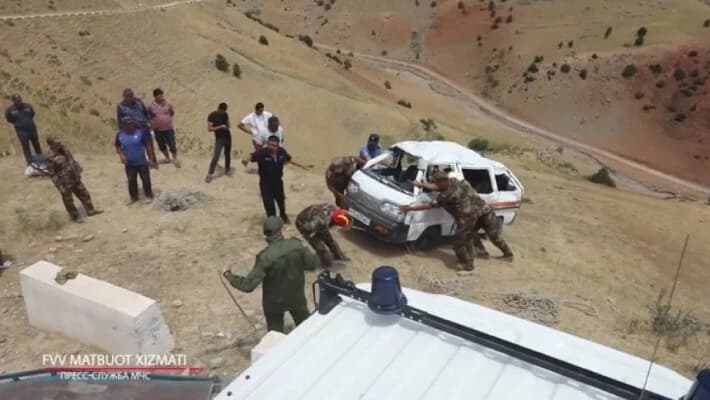 В Кашкадарье Damas опрокинулся в обрыв, погибли три человека