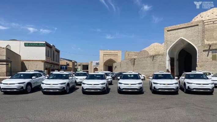 Первое в Узбекистане электротакси запустят в Бухаре