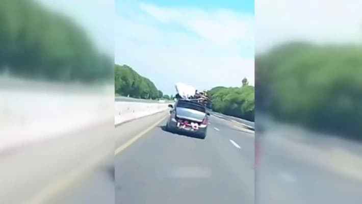 В Намангане оштрафовали таксиста, который перевозил пассажиров в багажнике