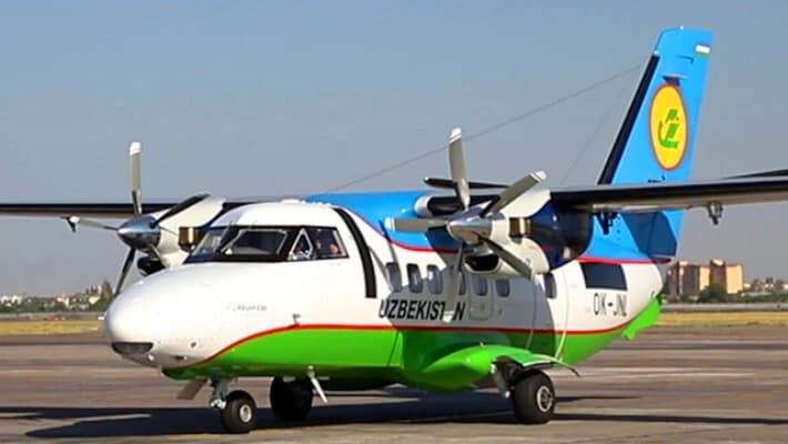 Uzbekistan Airways получила первый самолет LET L-410