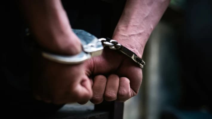 В Петербурге арестовали узбекистанца за попытку поджечь военкомат