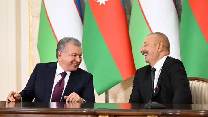 Мирзиёев поделился итогами переговоров с Алиевым в Баку