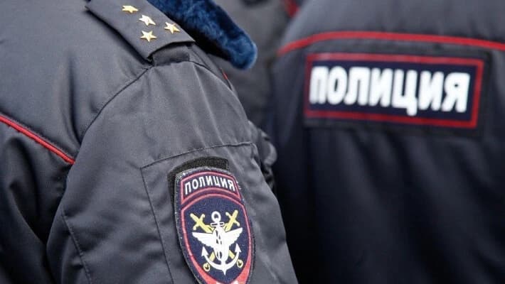 В Петербурге узбекистанцы устроили драку из-за женщины