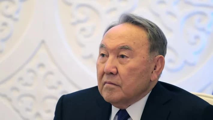 Назарбаев признал, что у него есть вторая семья