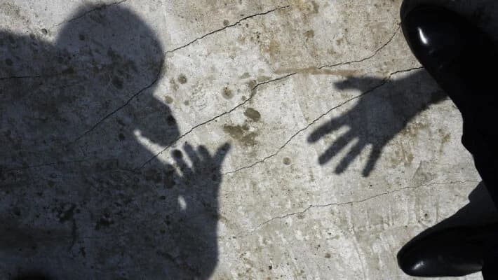 В Ташкенте два водителя не поделили дорогу и подрались