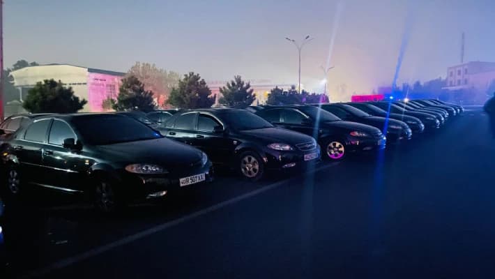 В Маргилане провели «профилактическую беседу» с водителями черных Gentra