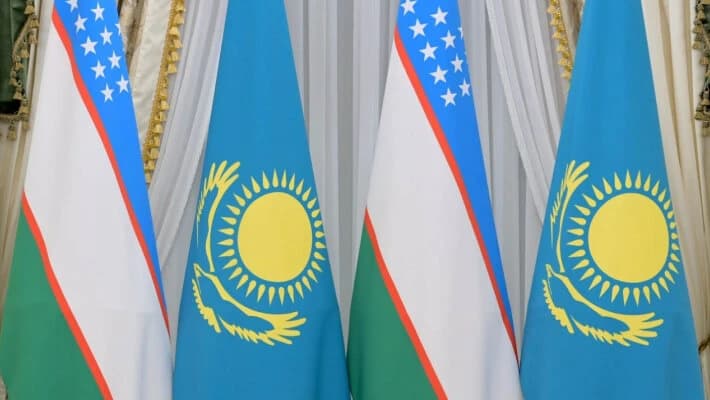 Узбекистан ратифицировал договор о союзнических отношениях с Казахстаном