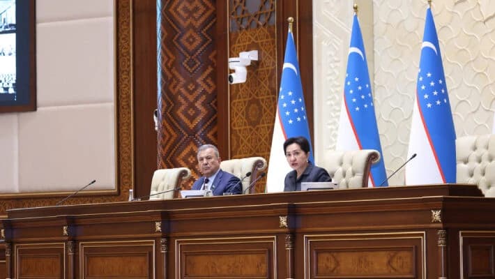 Сенат перенес заседание, на котором должен был рассмотреть бюджет на 2024 год