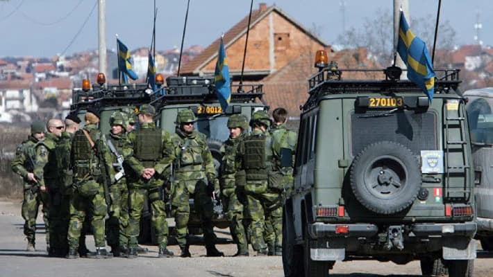 Власти Швеции призвали граждан готовиться к войне