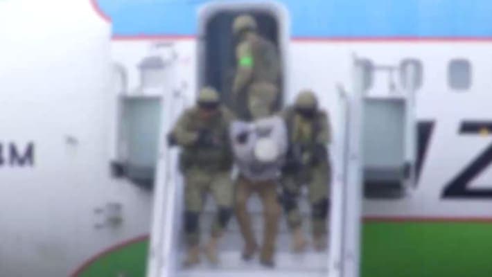 Спецслужбы вернули в Узбекистан мужчину, воевавшего в Сирии