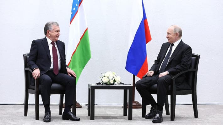 Мирзиёев уверен в победе Путина на выборах и ждет его с визитом