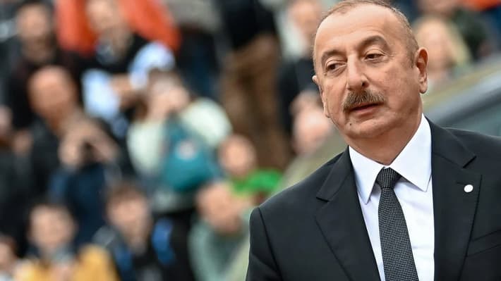 Мирзиёев и Лукашенко первыми поздравили Алиева с победой на выборах