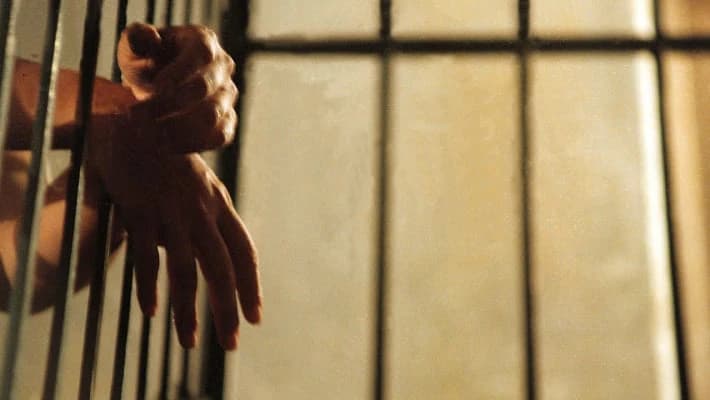 Узбекистан ратифицировал договор с Ираном о передаче осужденных