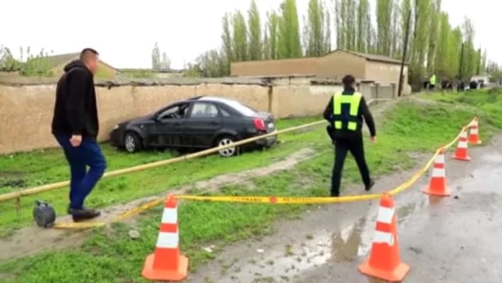 В Джизакской области водитель насмерть сбил двух школьников