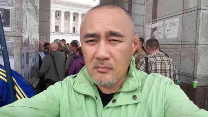 В Киеве после покушения скончался казахстанский журналист Айдос Садыков