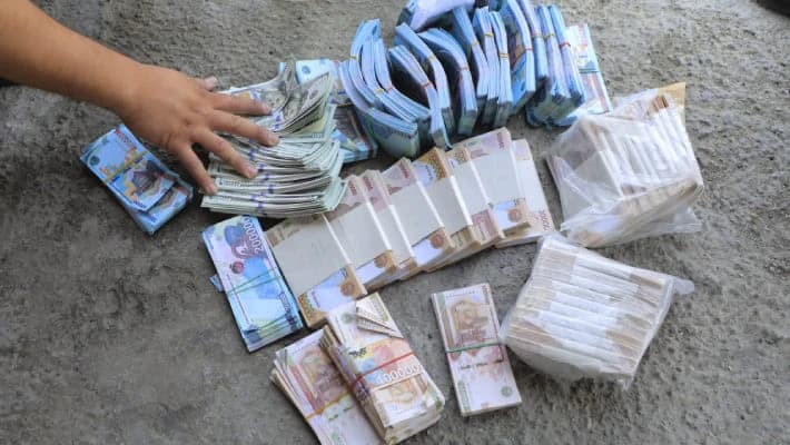 В Навои уничтожили фальшивые купюры на 1,2 млрд сумов