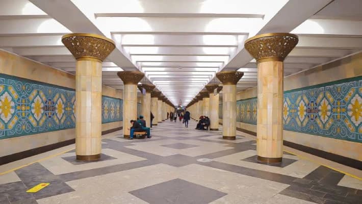 На станции метро «Пахтакор» обновят эскалаторы