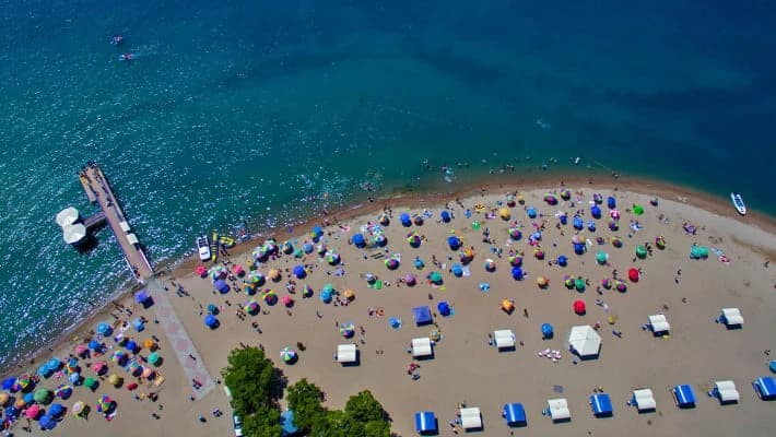 Четыре пансионата на Иссык-Куле перейдут Узбекистану