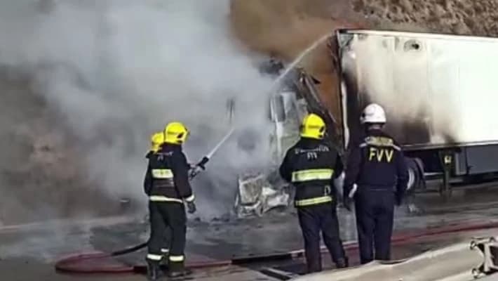 На перевале «Камчик» во время движения загорелась фура