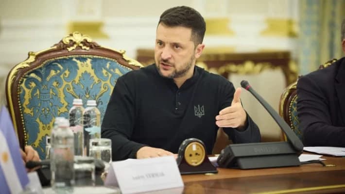 «Володя, это не я»: Зеленский рассказал о звонке Лукашенко после вторжения РФ