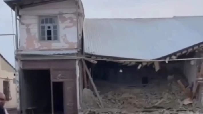 В Гиждуване после взрыва газа обрушился частный дом