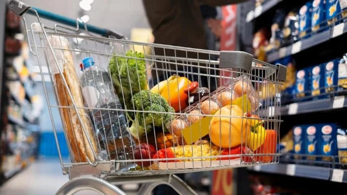 Эксперты ИМРИ зафиксировали снижение цен на ряд продуктов в супермаркетах