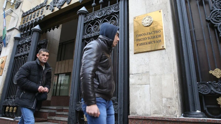 Посольство Узбекистана призвало сограждан не посещать ряд регионов РФ