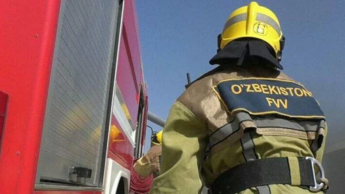 В Самаркандской области загорелось кладбище