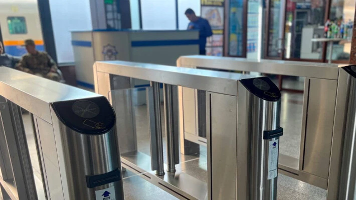 На ж/д вокзалы разрешили входить без документов, удостоверяющих личность