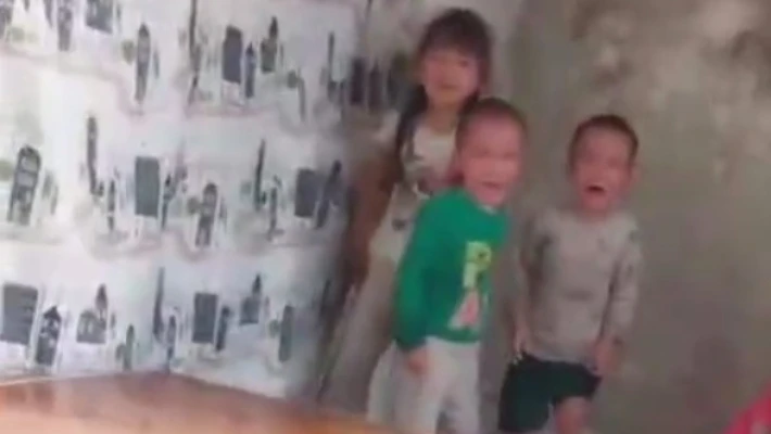 В сети появилось видео с угрозами женщины сжечь детей