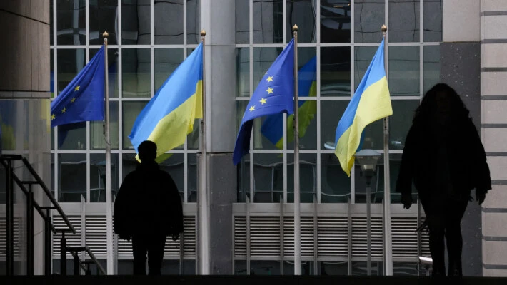 Евросоюз решил начать переговоры о приеме Украины и Молдовы
