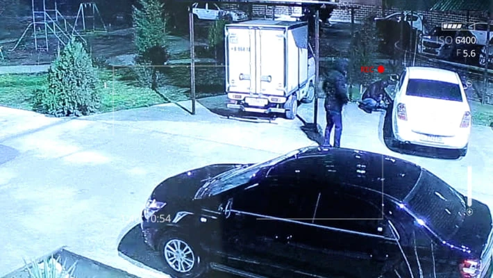 Под Ташкентом схватили воров, кравших шины и диски