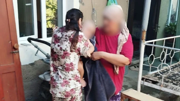 В Ташкенте спасли годовалого ребенка, упавшего в туалет