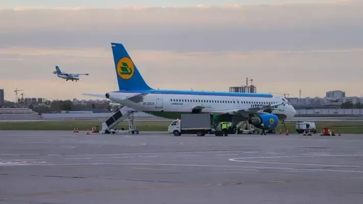 Борт Uzbekistan Airways