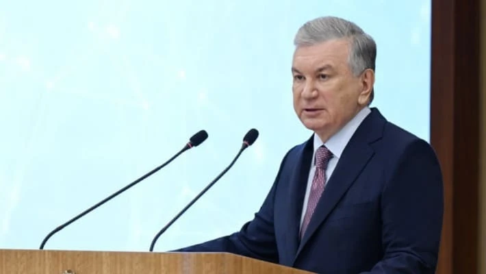 Мирзиёев уволил сотрудников народных приемных