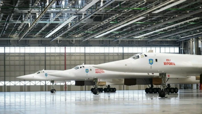 Бомбардировщики Ту-160М