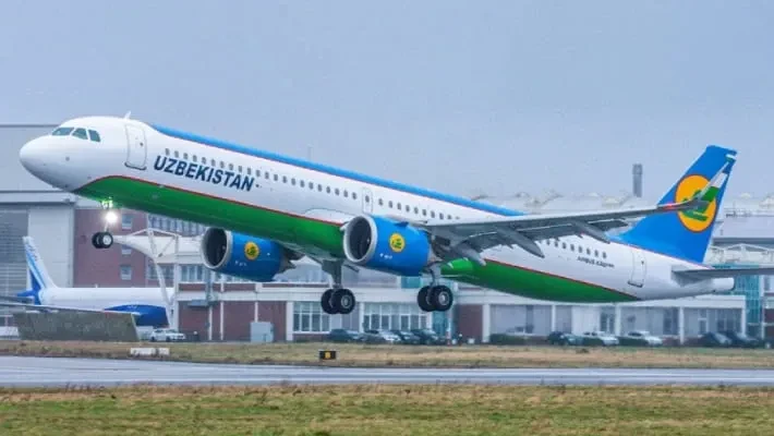 Рейс Uzbekistan Airways HY272 вернулся в Стамбул