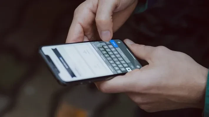 В Намангане инспектора поймали на взятке за IMEI