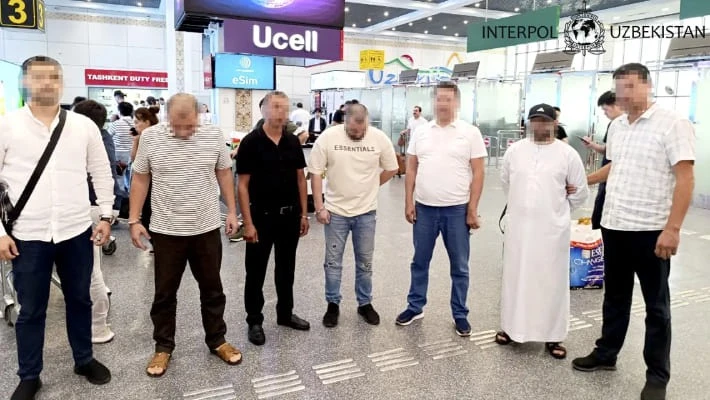 Из ОАЭ экстрадировали троих граждан Узбекистана