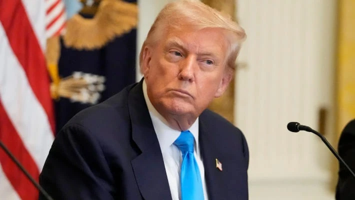 Трамп заявил о переброске атомных субмарин ближе к РФ