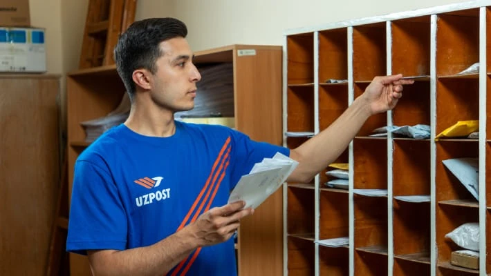 UzPost