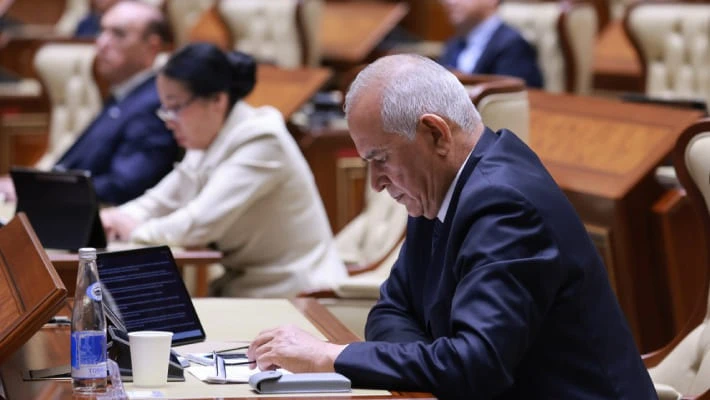 В Узбекистане введут штрафы за неиспользование земель по краям полей В Узбекистане введут штрафы за неиспользование земель по краям полей