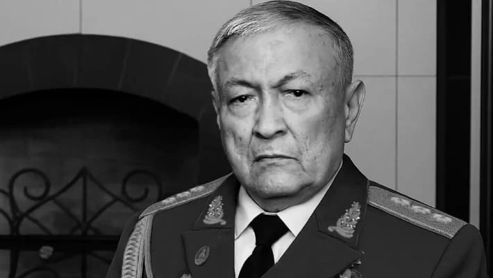Рустам Ахмедов