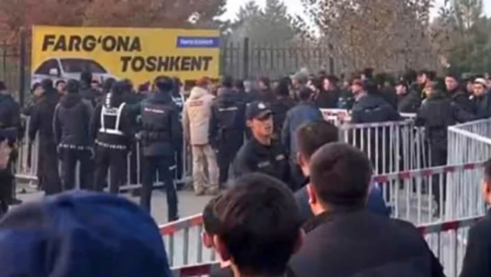 Правоохранители применили силу против болельщиков