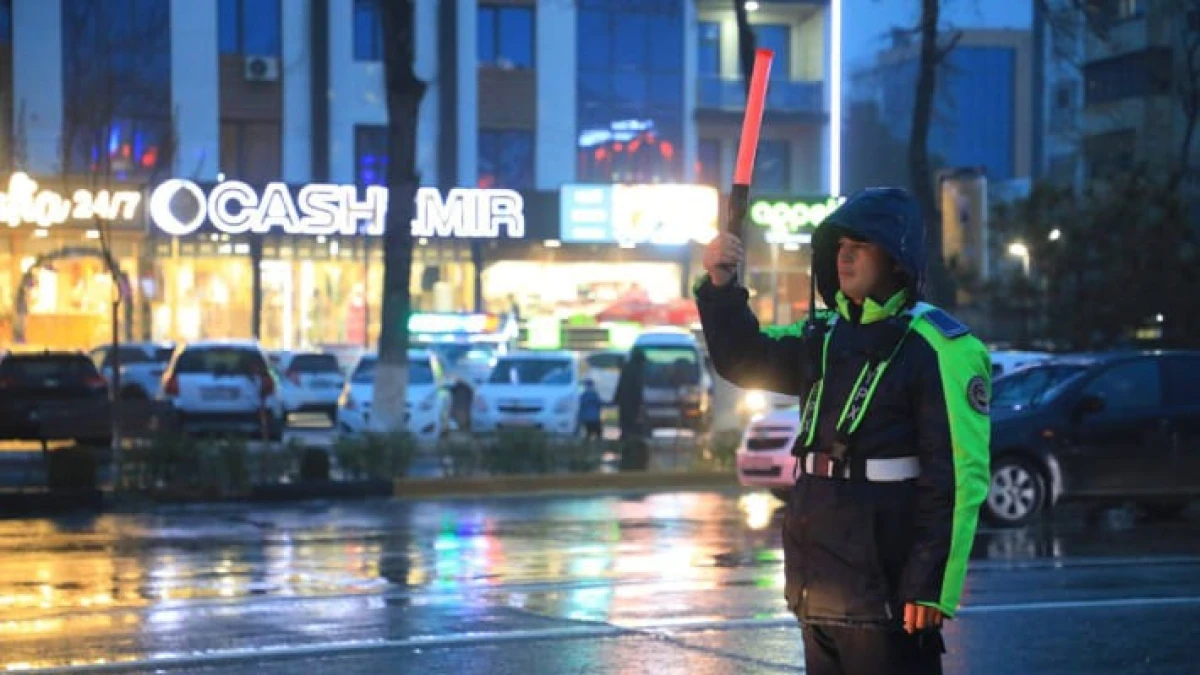 Около 20 тыс. сотрудников ОВД обеспечат безопасность в новогодние праздники