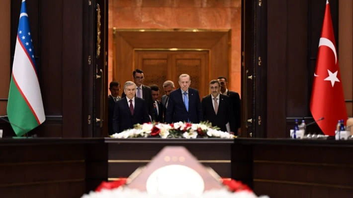 Мирзиёев и Эрдоган обсудили расширение стратегического сотрудничества Мирзиёев и Эрдоган обсудили расширение стратегического сотрудничества