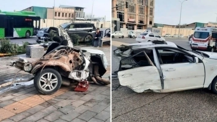 Lacetti разорвало на части после столкновения с Leapmotor Lacetti разорвало на части после столкновения с Leapmotor