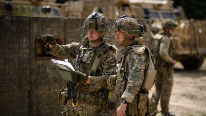 Британия и Франция провели учения десантников Британия и Франция провели учения десантников