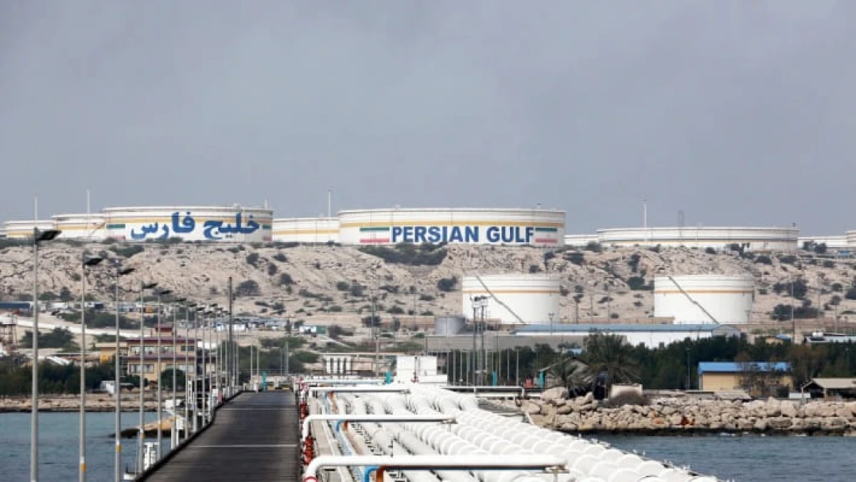 СМИ сообщили об ударе США и Израиля по иранскому острову Харк